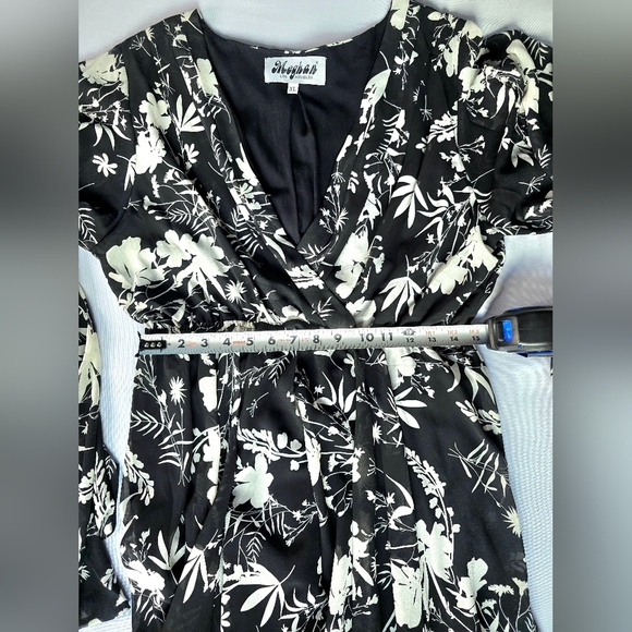 EUC Sunset Dress Dahlia Black and White Floral XL Dress - Picture 8 of 9